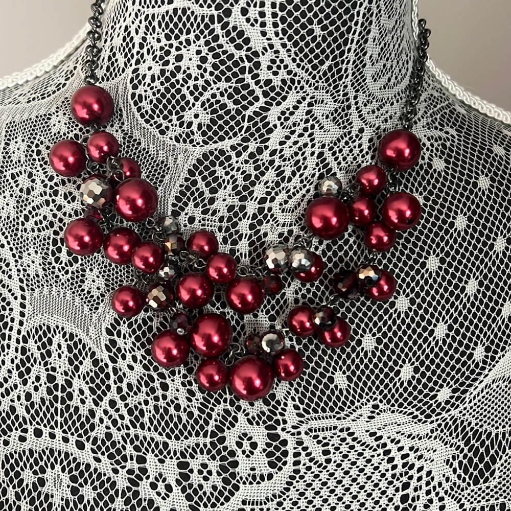 Vieste red and silver necklace